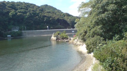 猪鼻湖神社